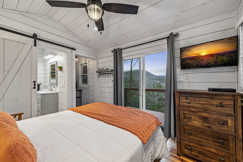 425204 Mineral Bluff Residential