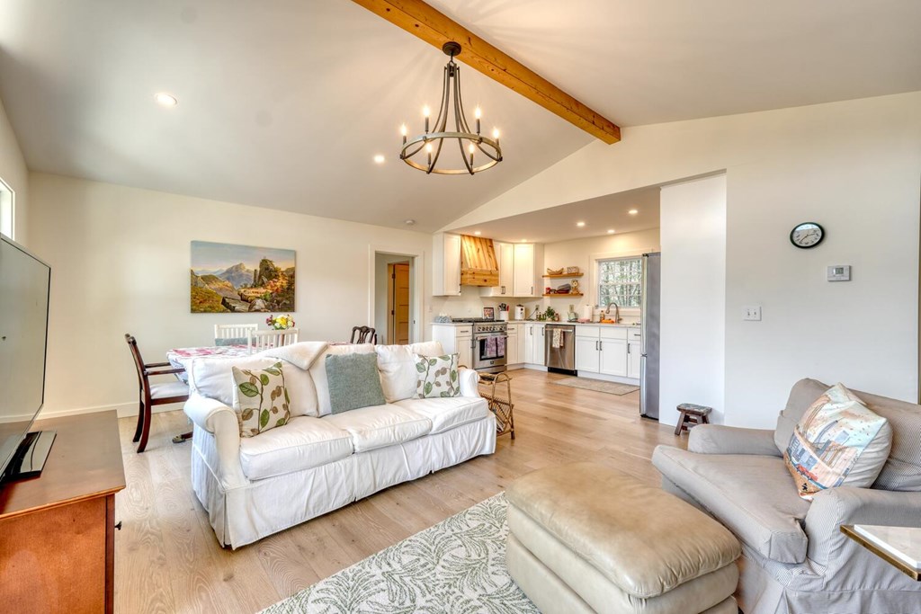 425209 Hiawassee Residential