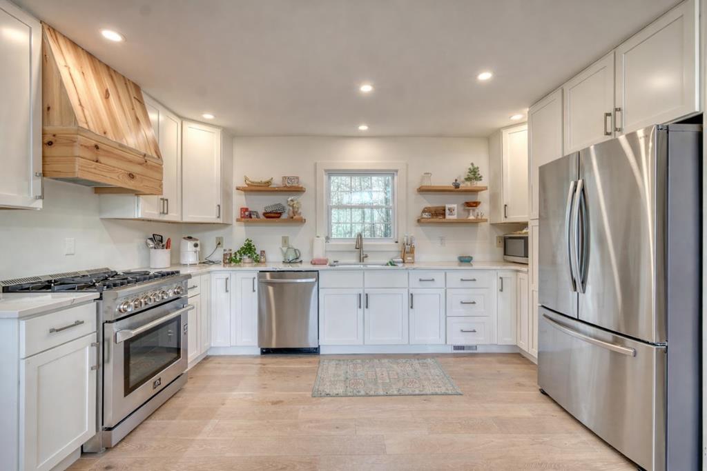 425209 Hiawassee Residential