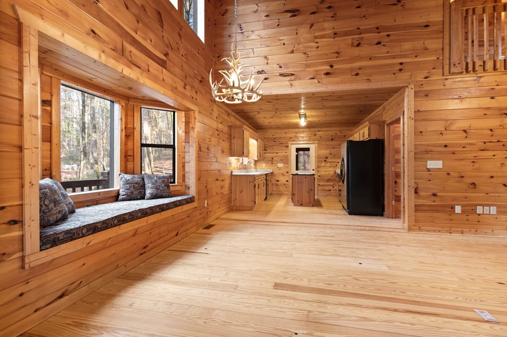 425210 Cherry Log Residential