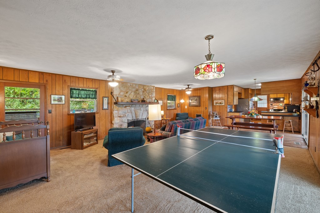 425218 Blue Ridge Residential