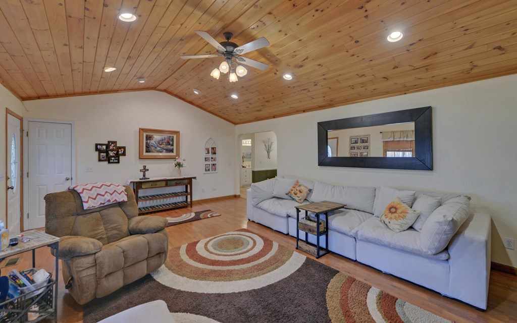 425220 Turtletown Residential