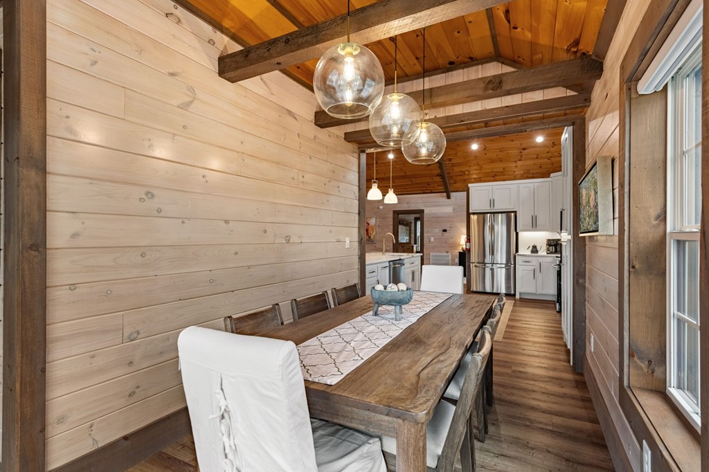 425229 Mineral Bluff Residential