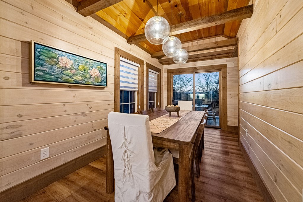 425229 Mineral Bluff Residential