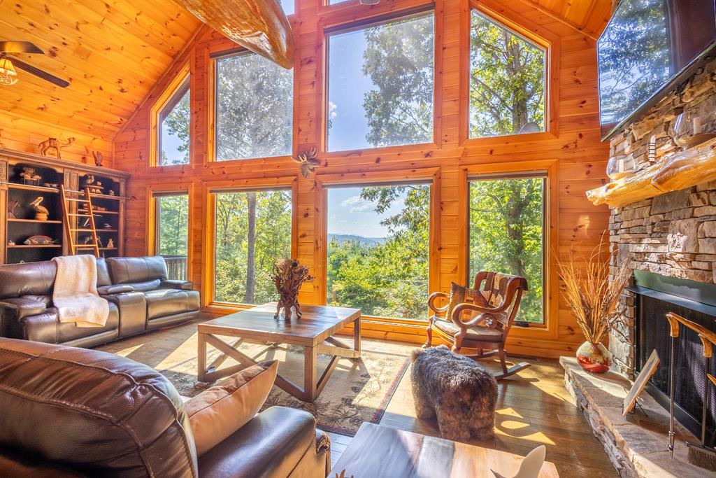 425231 Morganton Residential