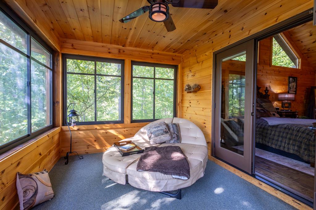 425231 Morganton Residential