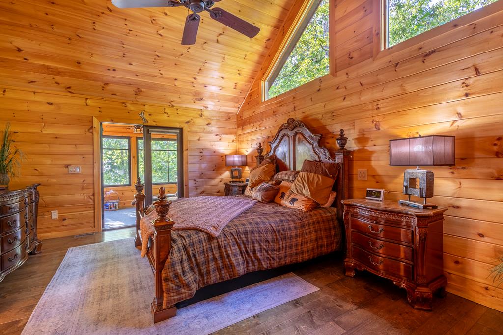 425231 Morganton Residential