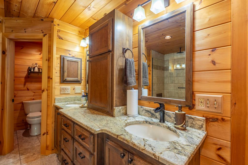 425231 Morganton Residential