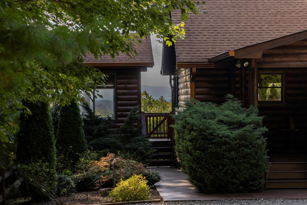 425231 Morganton Residential