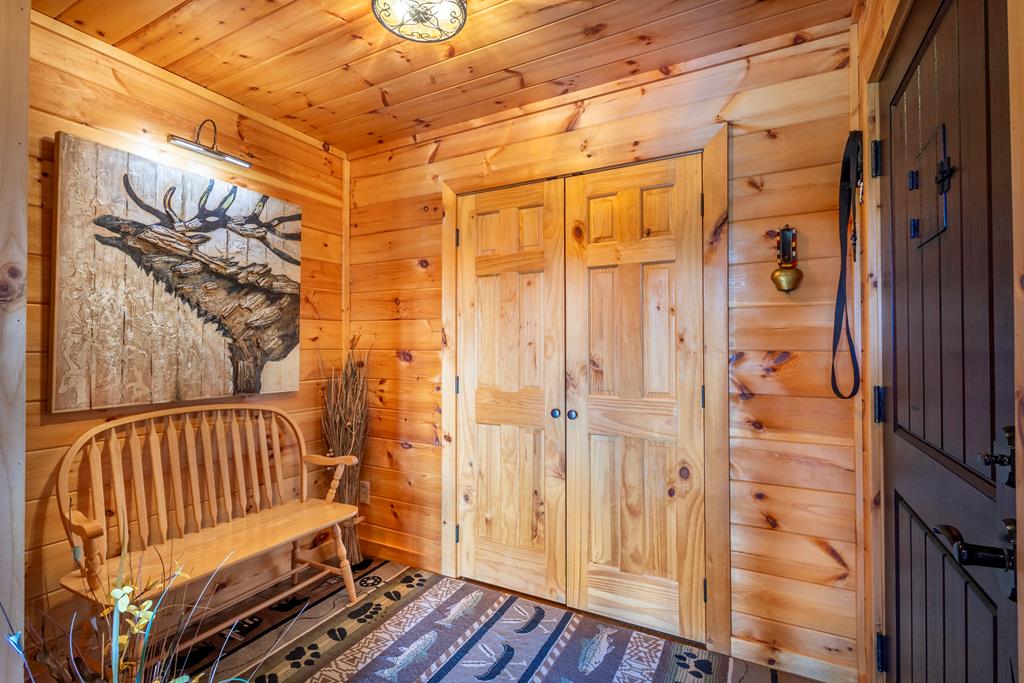 425231 Morganton Residential