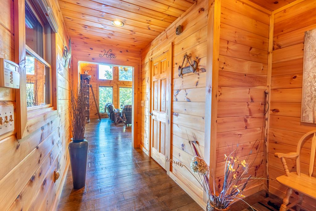 425231 Morganton Residential