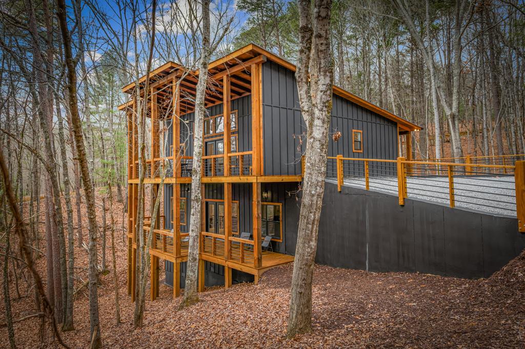 425237 Morganton Residential