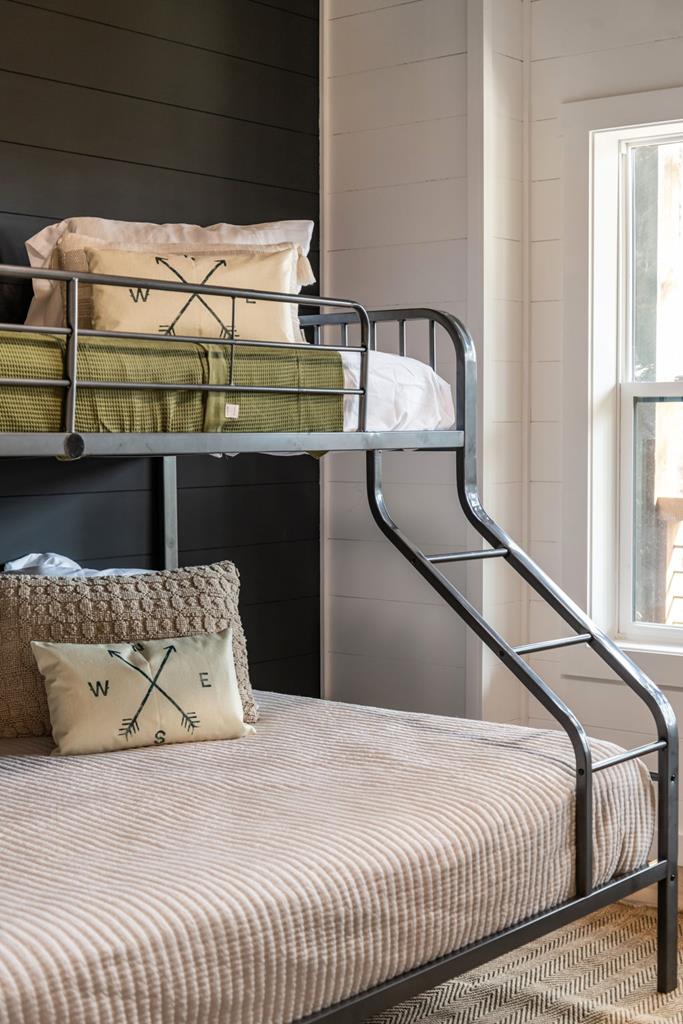 425237 Morganton Residential