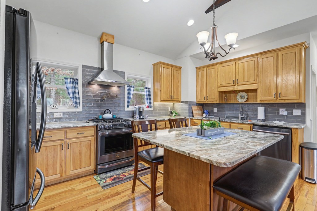 425239 Murphy Residential