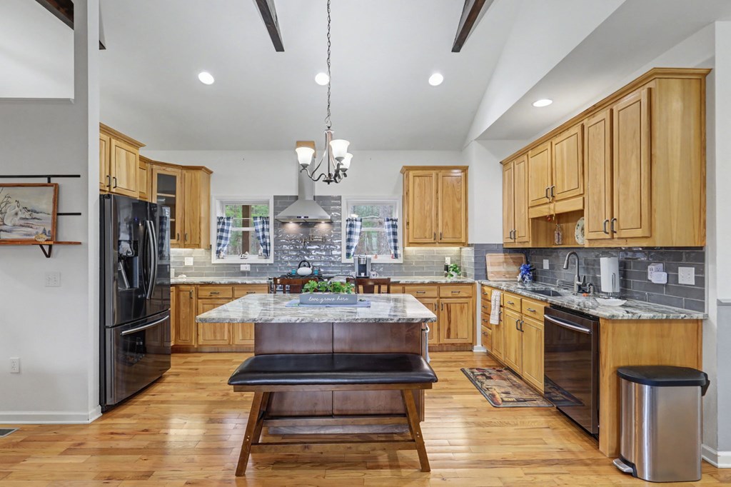 425239 Murphy Residential