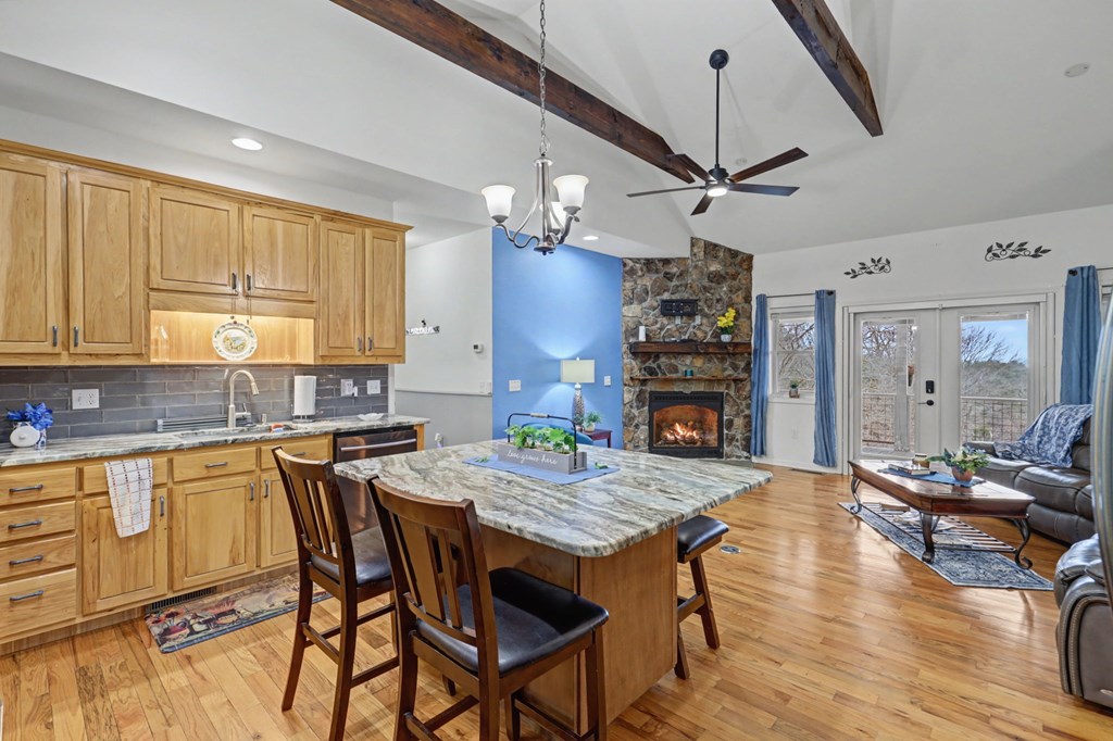 425239 Murphy Residential