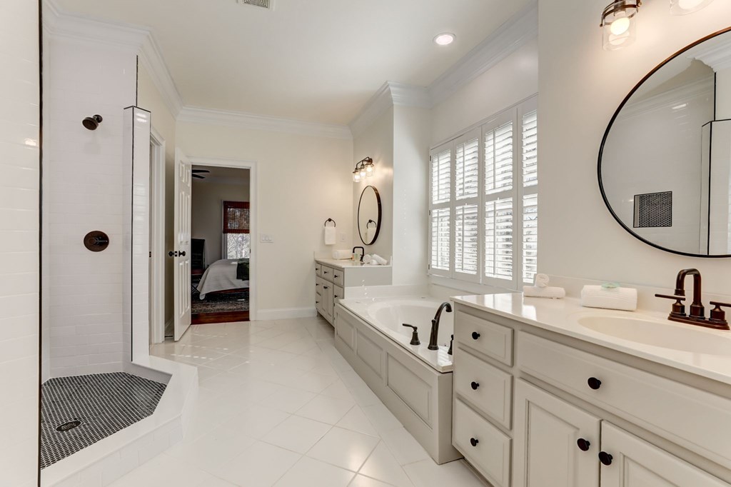 425241 Jasper Residential