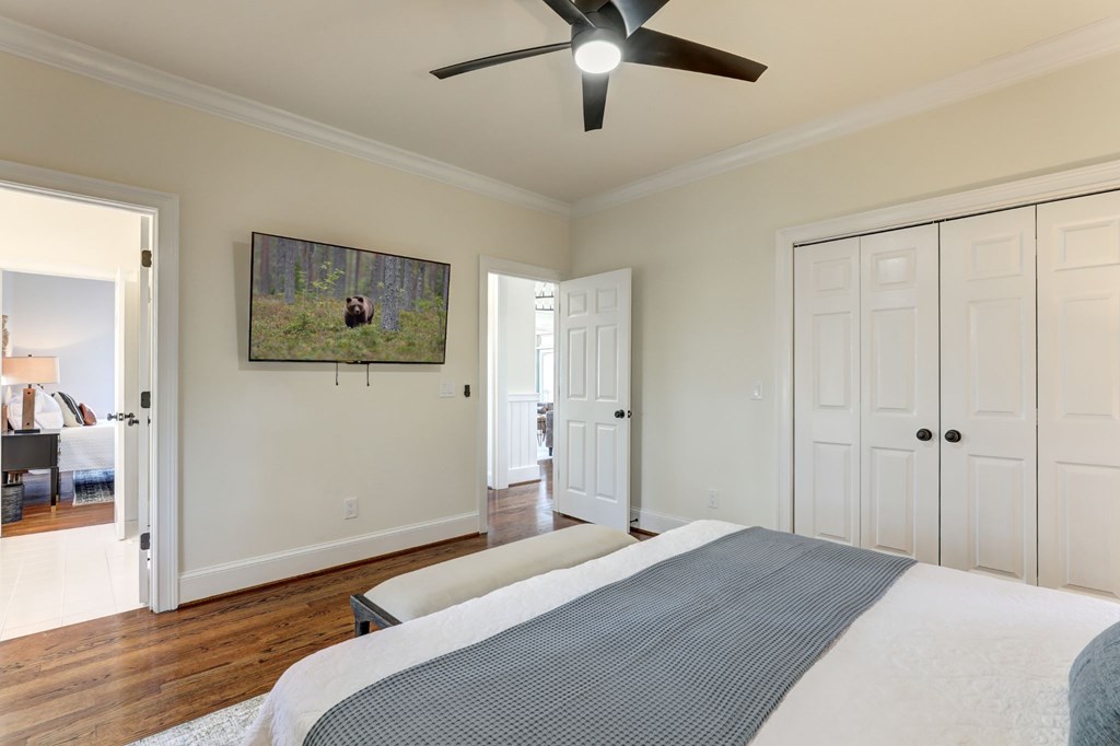 425241 Jasper Residential