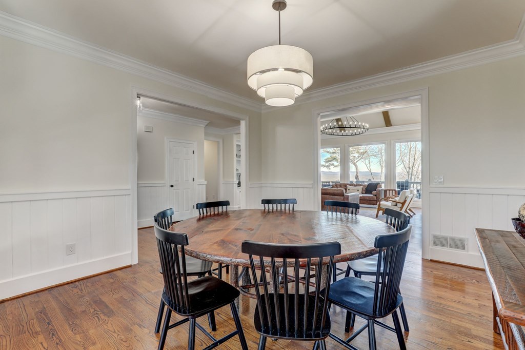 425241 Jasper Residential