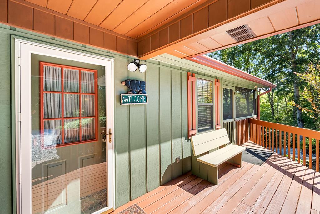 425246 Mineral Bluff Residential