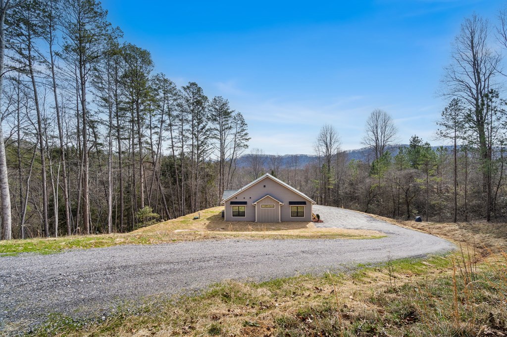 425248 Hayesville Residential