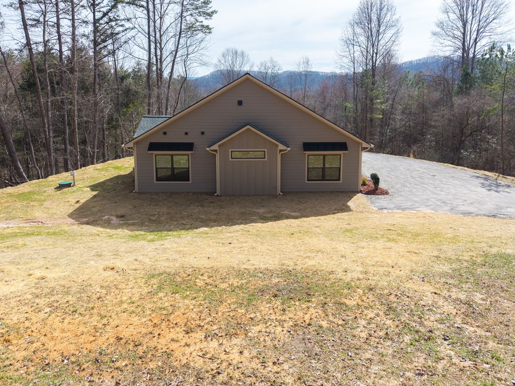 425248 Hayesville Residential