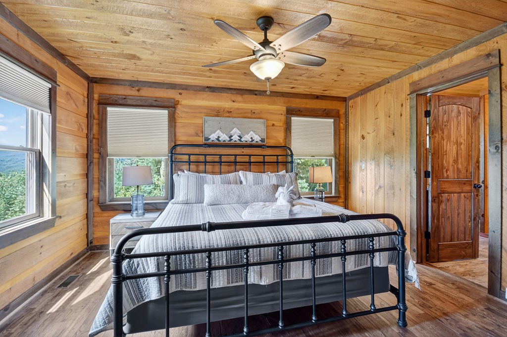 425251 Mineral Bluff Residential