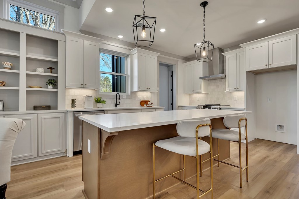 425252 Pickens Residential