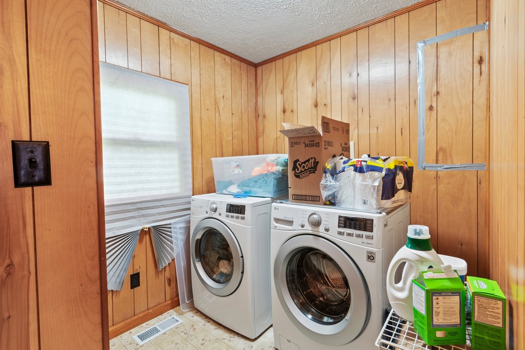 425253 Blue Ridge Residential