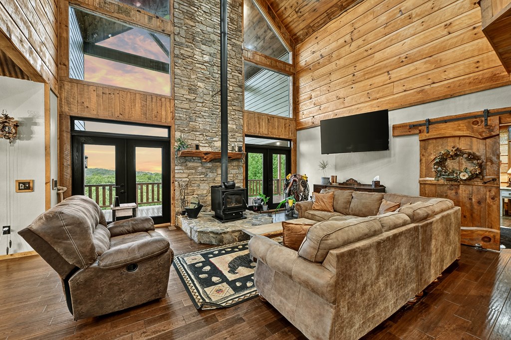 425254 Blue Ridge Residential