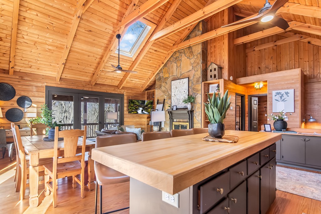 425258 Ellijay Residential