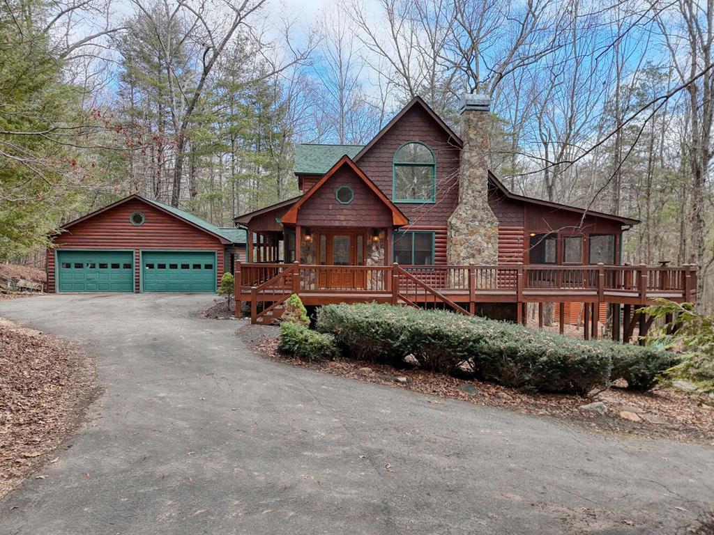 425261 Morganton Residential