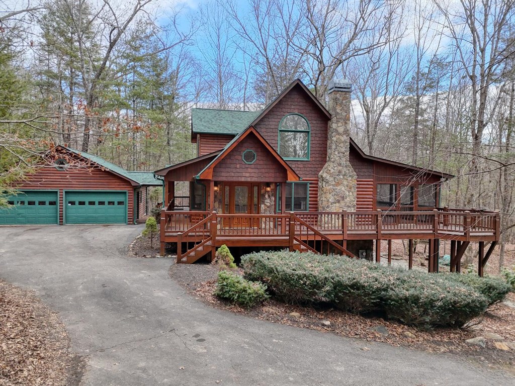 425261 Morganton Residential