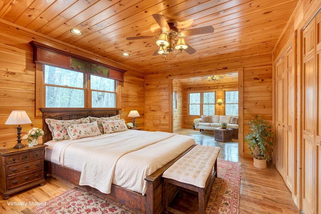 425261 Morganton Residential