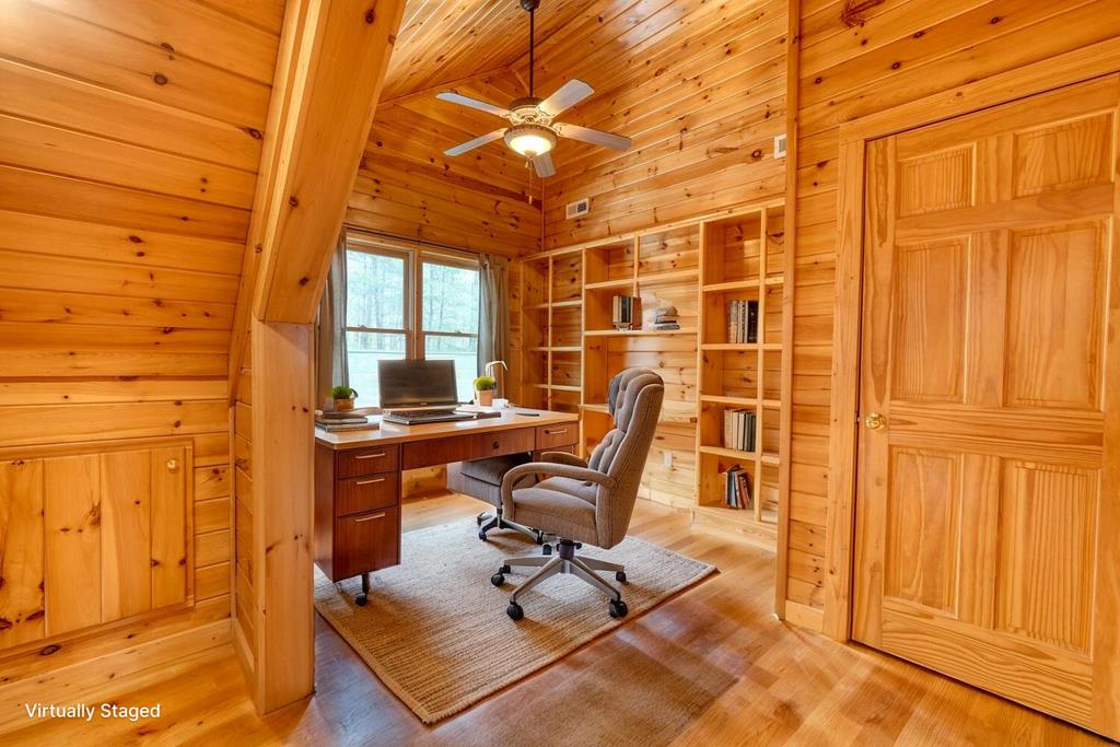 425261 Morganton Residential