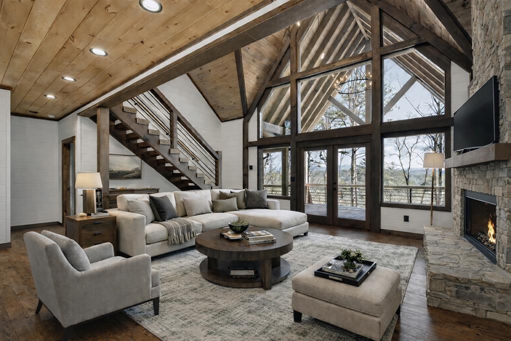 425263 Ellijay Residential