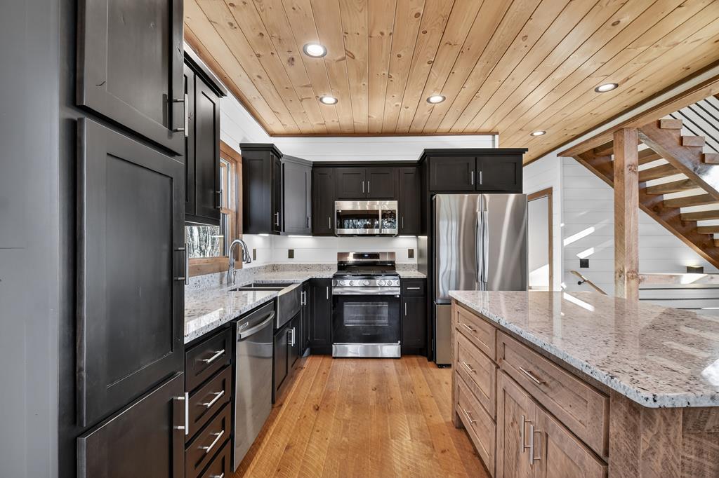 425263 Ellijay Residential