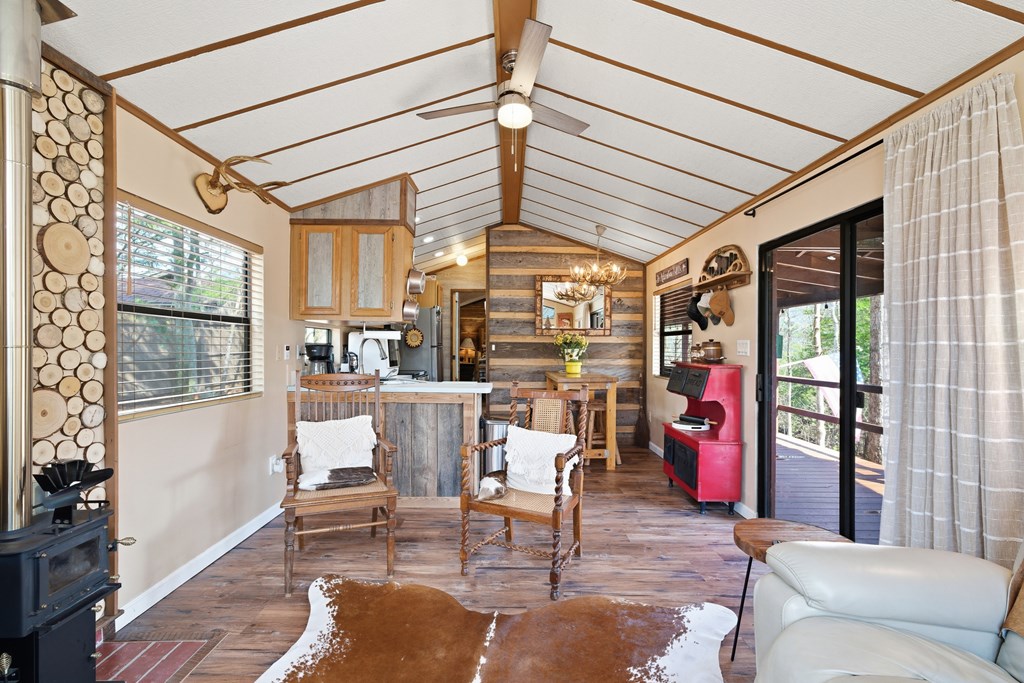 425265 Hiawassee Residential