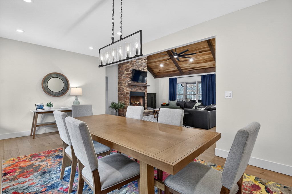 425266 Morganton Residential