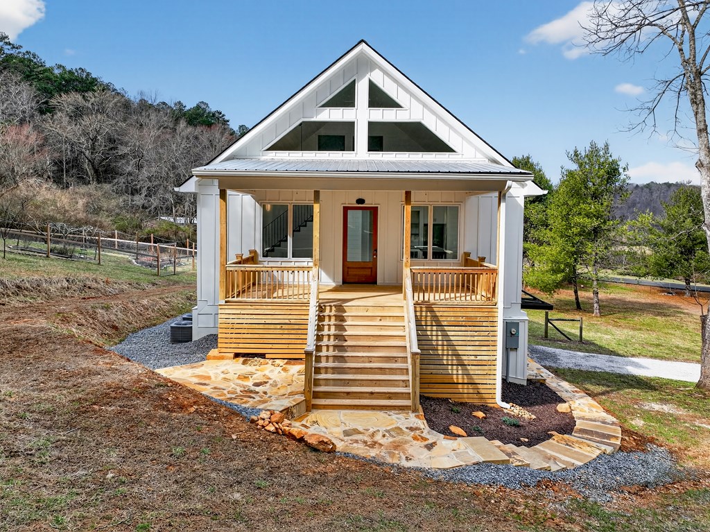 425268 Mineral Bluff Residential