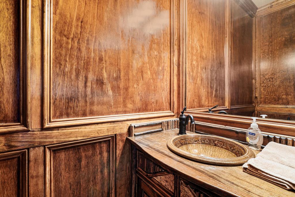 425269 Hiawassee Residential