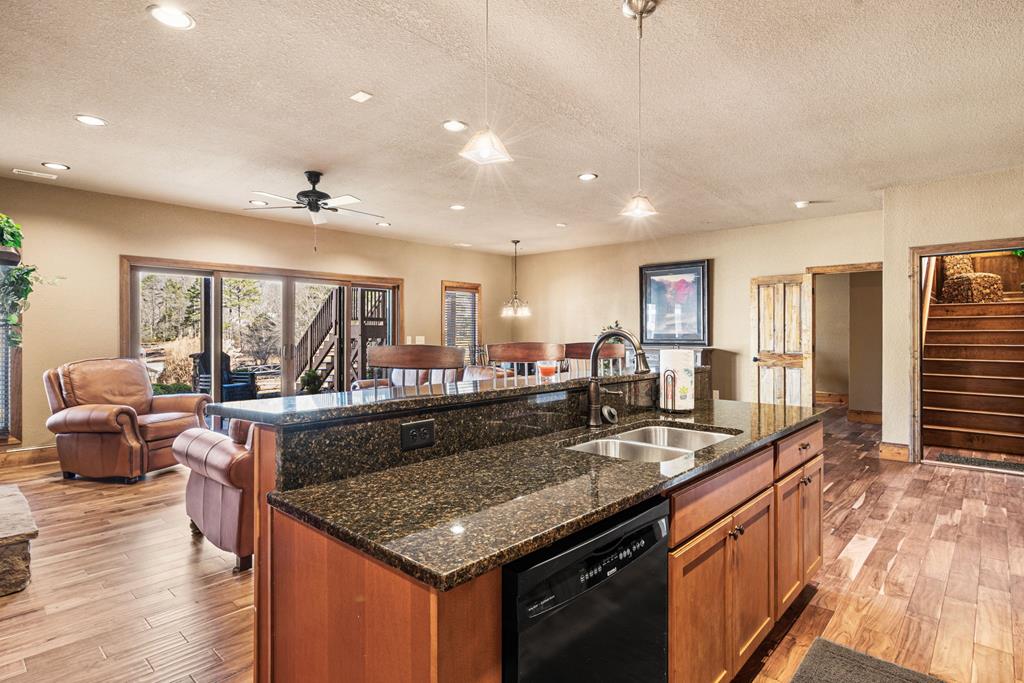 425269 Hiawassee Residential