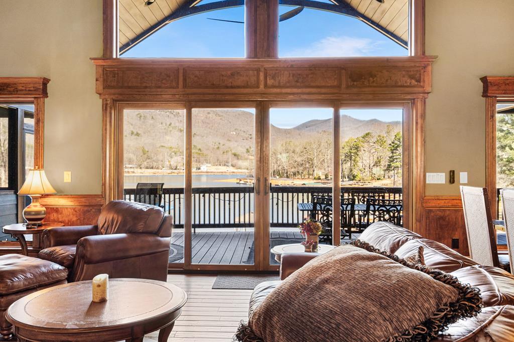 425269 Hiawassee Residential