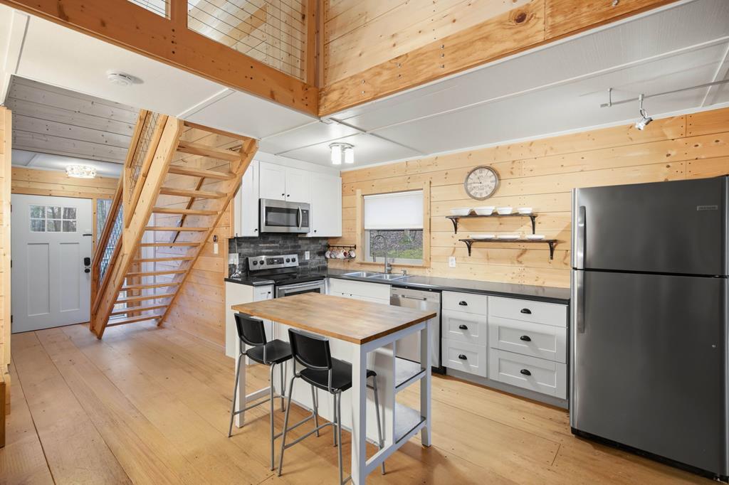 425271 Ellijay Residential