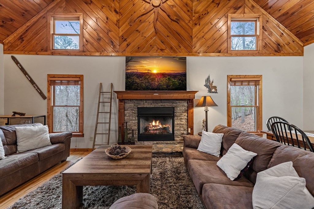 425276 Ellijay Residential