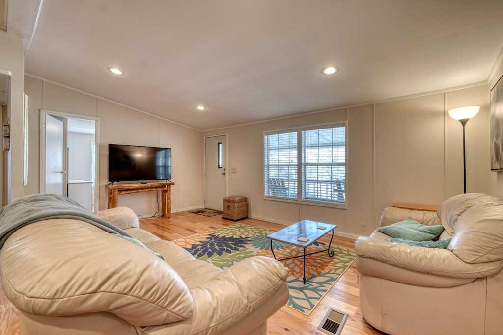 425278 Blairsville Residential