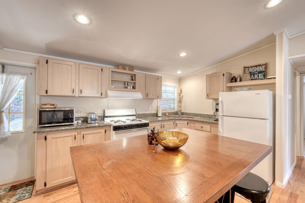 425278 Blairsville Residential