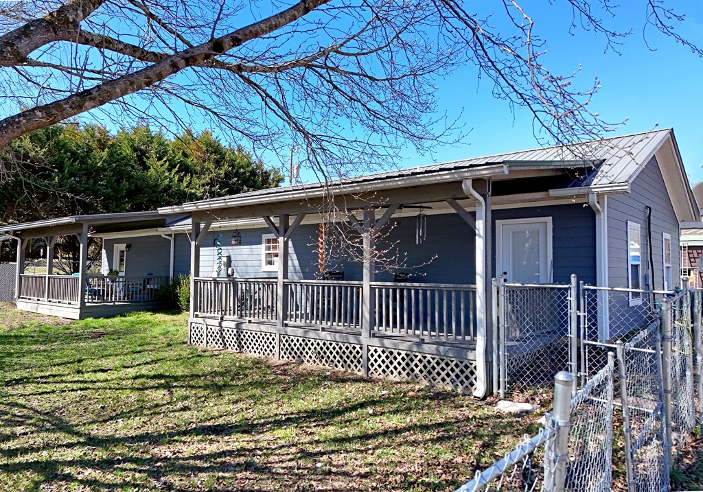 425286 Hayesville Residential