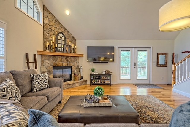 425292 Hiawassee Residential