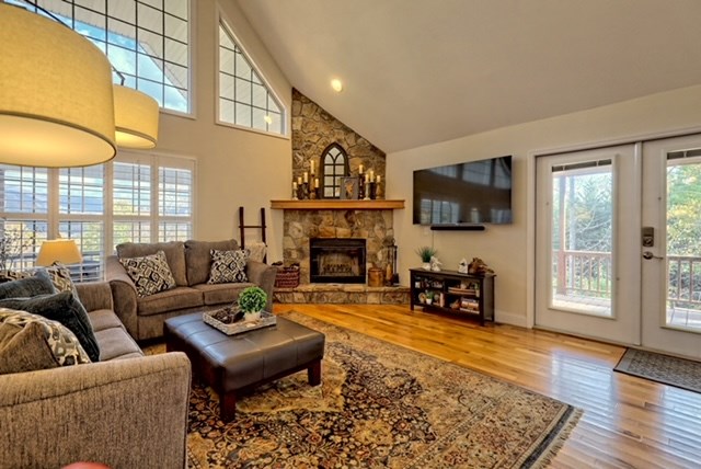 425292 Hiawassee Residential